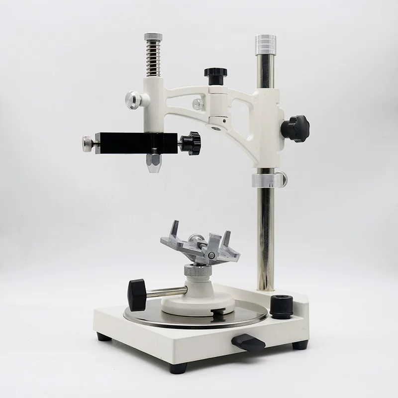 Tábua de Observação para Model - Medical Lab Technician avaliação e preço